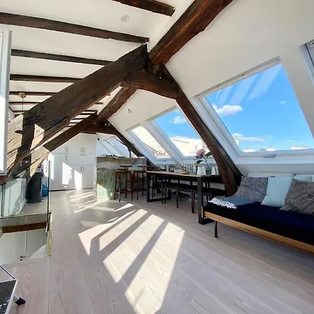 Penthouse With Terrasse And View On Eiffel Tower Appartamento *