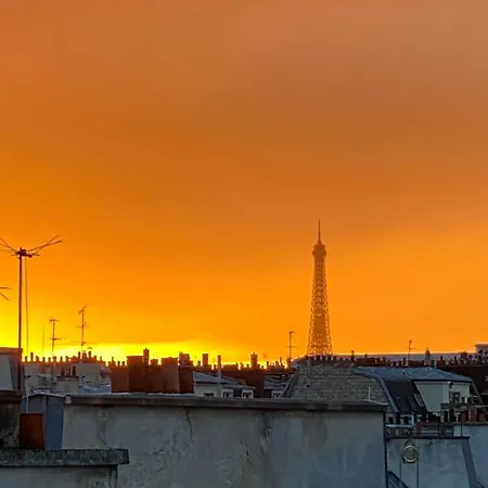 Penthouse With Terrasse And View On Eiffel Tower Appartamento
